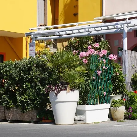 Apartment Approdo