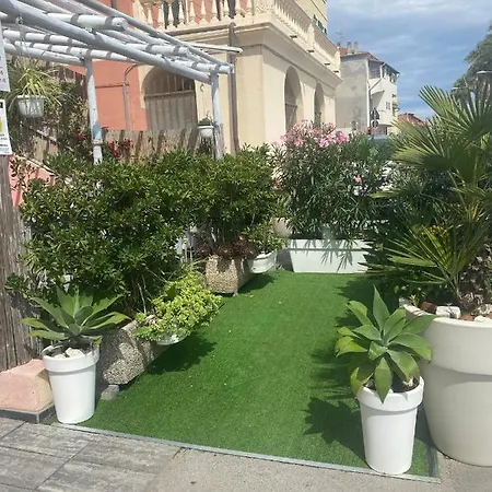 Approdo Riva Ligure